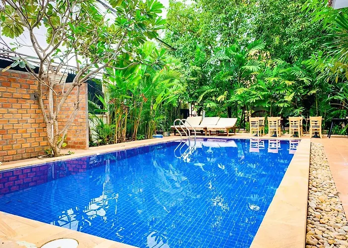 Stoiz Angkor Boutique
